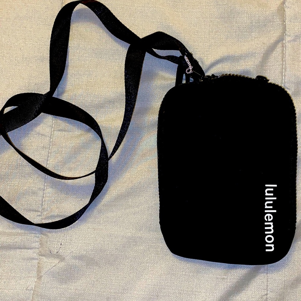 Lululemon crossbody